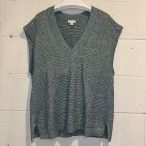 J.Jill chunky knit green pullover sweater vest